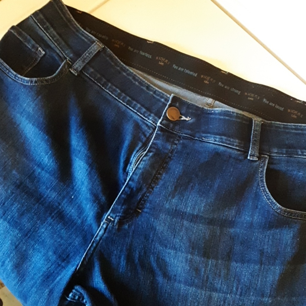 Women's jeans
